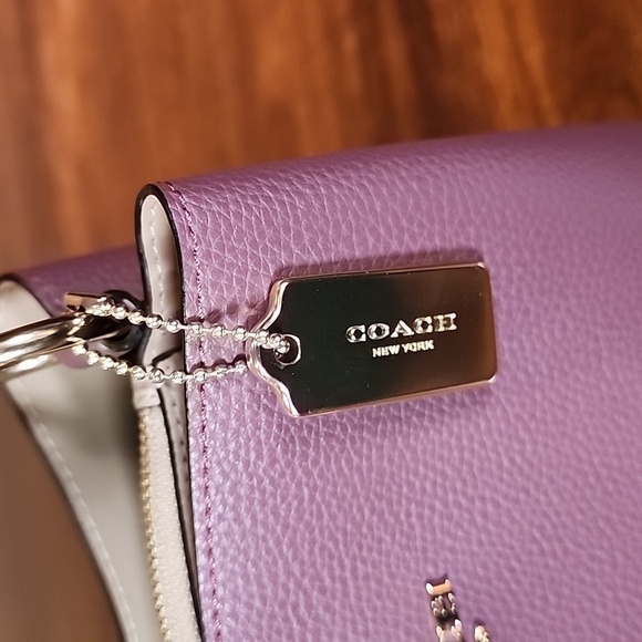 Coach Small Town Bucket Bag #1011 - Picture 4 of 17